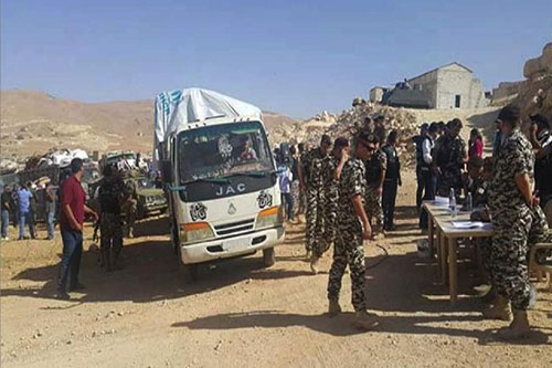 Cientos de refugiados sirios regresan de Líbano a Al Qalamun Occidental